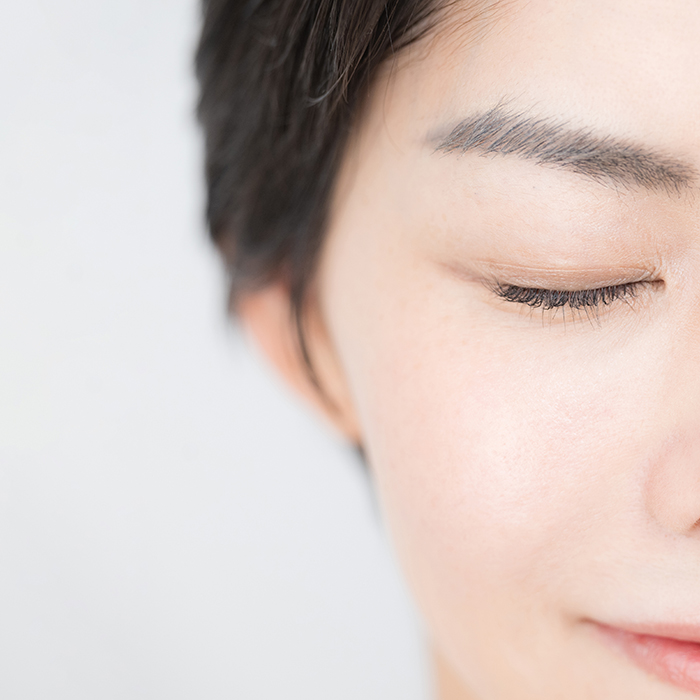 上まぶた・下まぶたの手術を、一度に自然に改善 Thumbnail