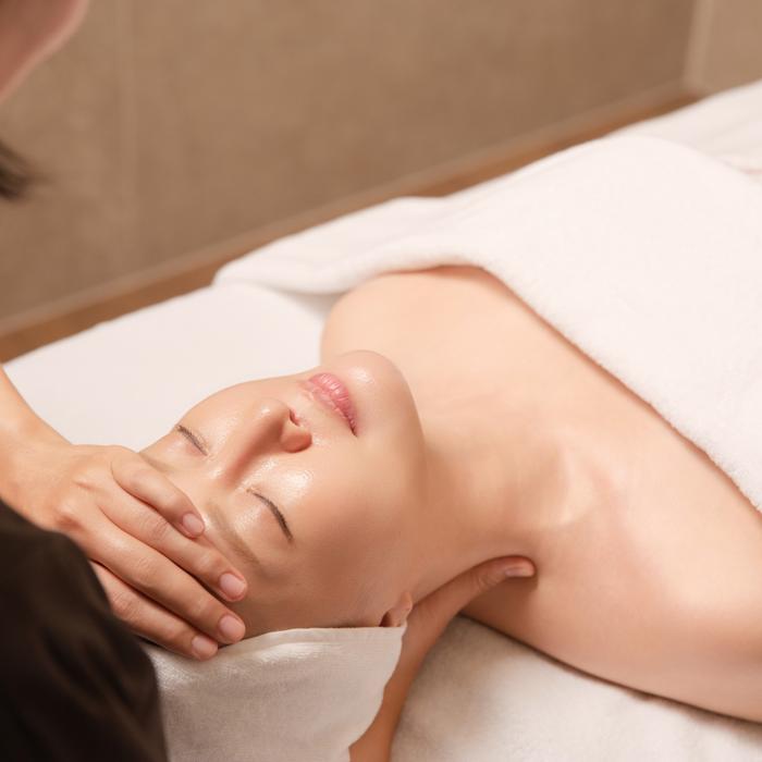 Massage toàn thân + chăm sóc da mặt 120 Thumbnail
