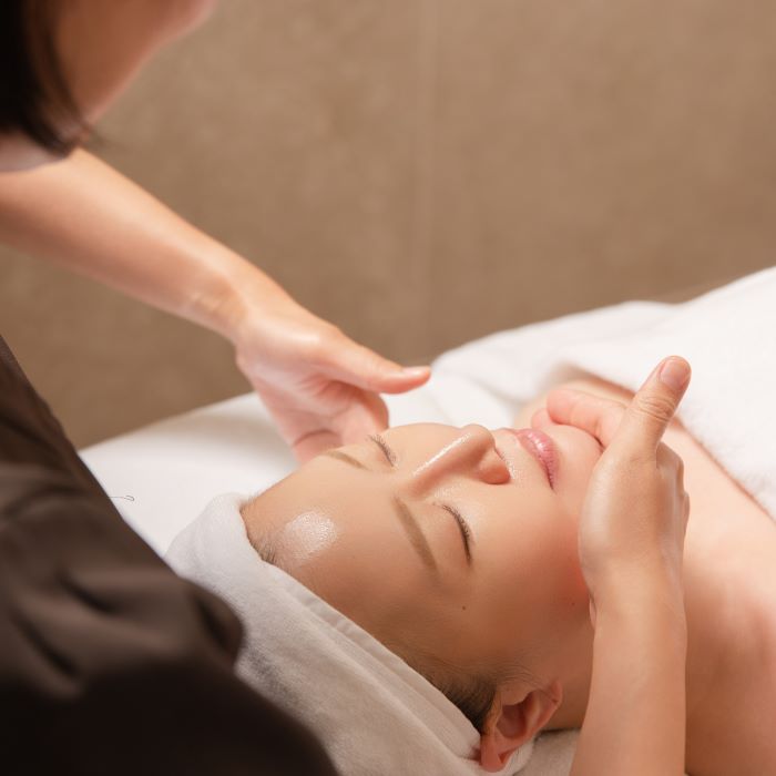 Booster Peel & Hydra Civasan – Chăm Sóc Da Toàn Diện Tại She’s Thumbnail